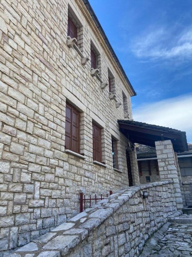 Αρχοντικό Βογιάρου Hotell Kalarítai Exteriör bild